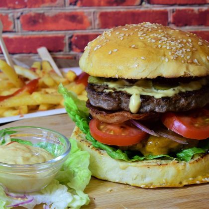 Camel burger